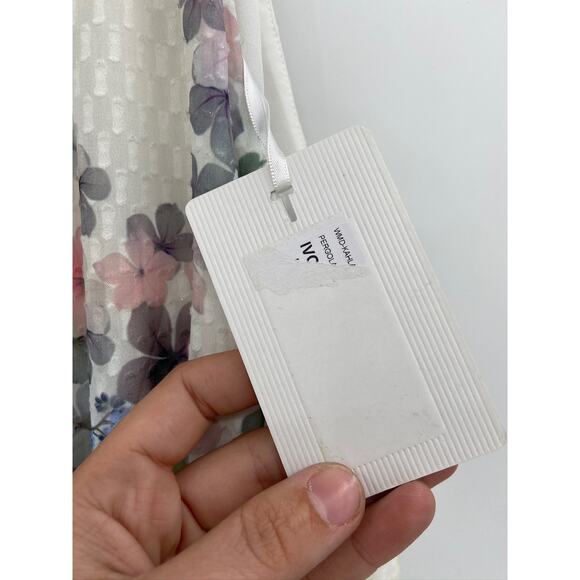 Ted Baker Kahlay Floral Print Smocked Halter Sleeveless White Midi Dress 8 - Picture 5 of 7